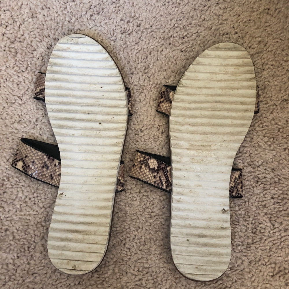 Sandals - Picture 4 of 4